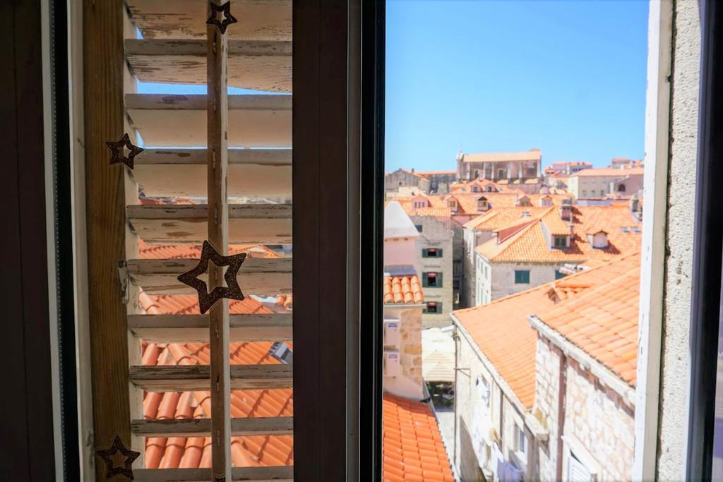 The City Place Hostel Ragusa Esterno foto